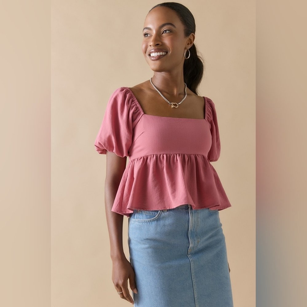NWT Francesca's Square Neck Bow Back Blouse